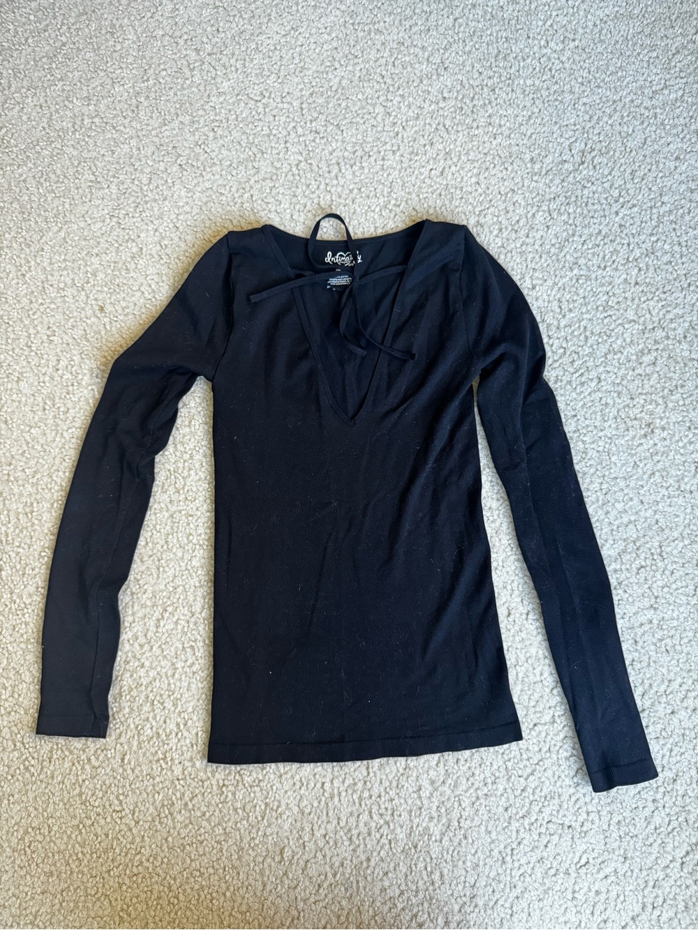 Black Long-Sleeve V-Neck Tie-Detail Top